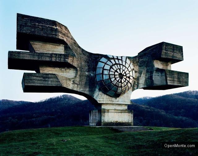 Не только Черногория: О Черногории: Югославские памятники, которые выглядят, как-будто они из фантастического фильма