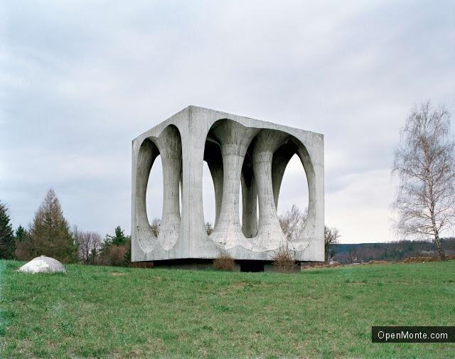 Не только Черногория: Югославские памятники, которые выглядят, как-будто они из фантастического фильма