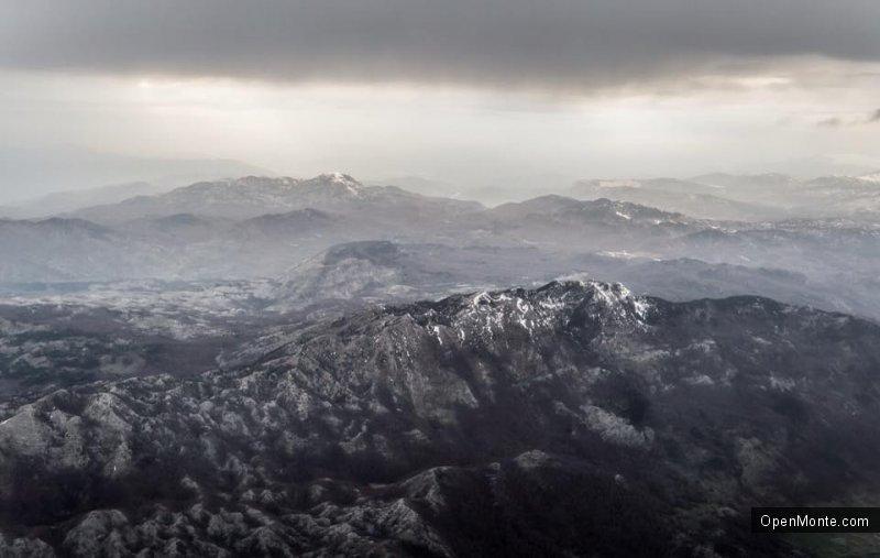 Отдых в Черногории: О Черногории: Вид на Черногорию с самолета: это потрясающе!