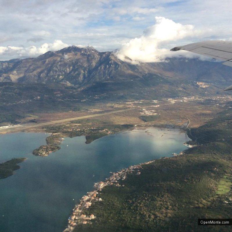 Отдых в Черногории: Вид на Черногорию с самолета: это потрясающе!