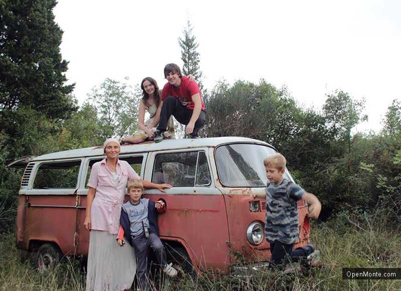 Люди Черногории: Алена Михайлова: Злата Олива &mdash; ни рабочих мест, ни экопоселения, никакой жизни