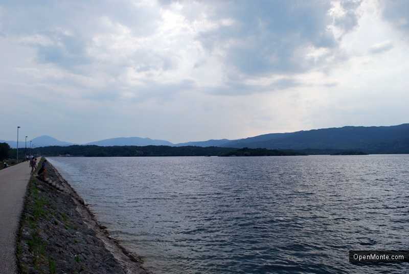 Фото Черногории: Фото с фестиваля Lake Fest на озере Крупац, рядом с Никшичем