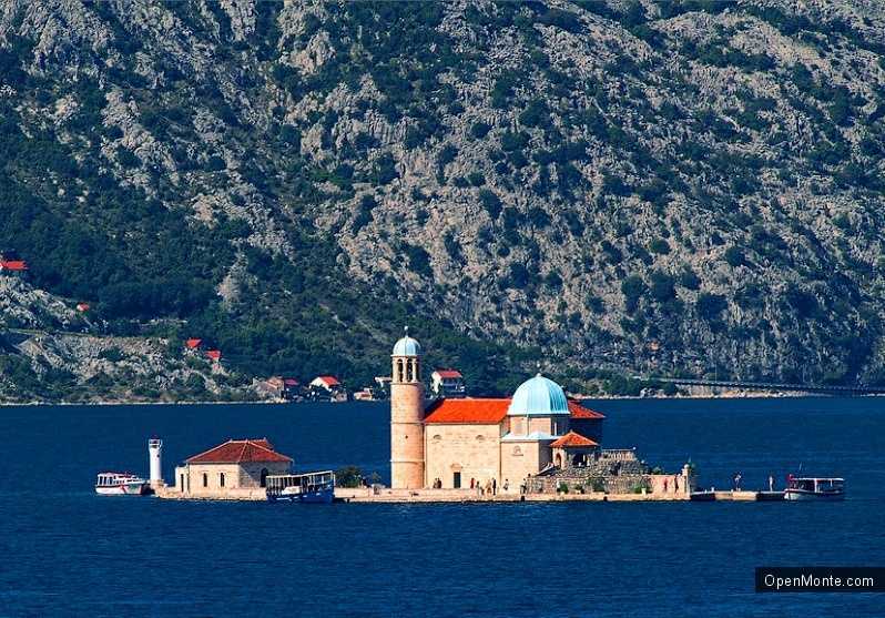 О Черногории: остров Госпа од Шкрпела