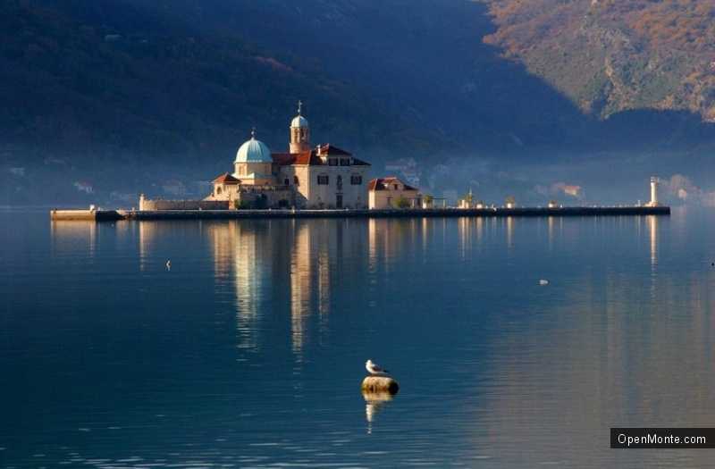 О Черногории: Острова Черногории