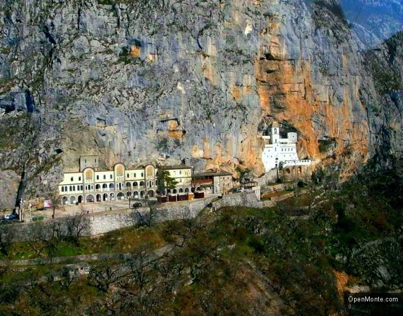 О Черногории: Монастырь Острог в Черногории