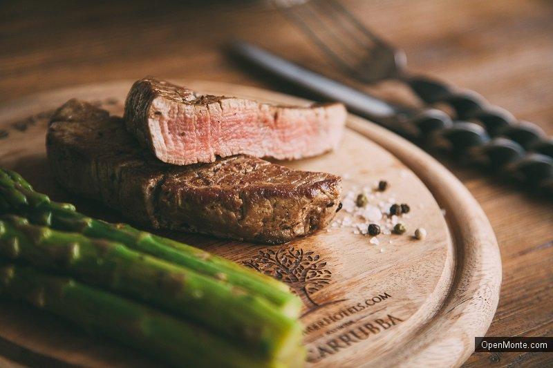 Проживание в Черногории: Restaurant Carrubba: все, что нужно, чтобы зима прошла весело и вкусно