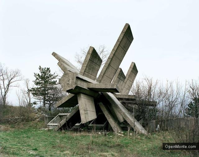 Не только Черногория: О Черногории: Югославские памятники, которые выглядят, как-будто они из фантастического фильма