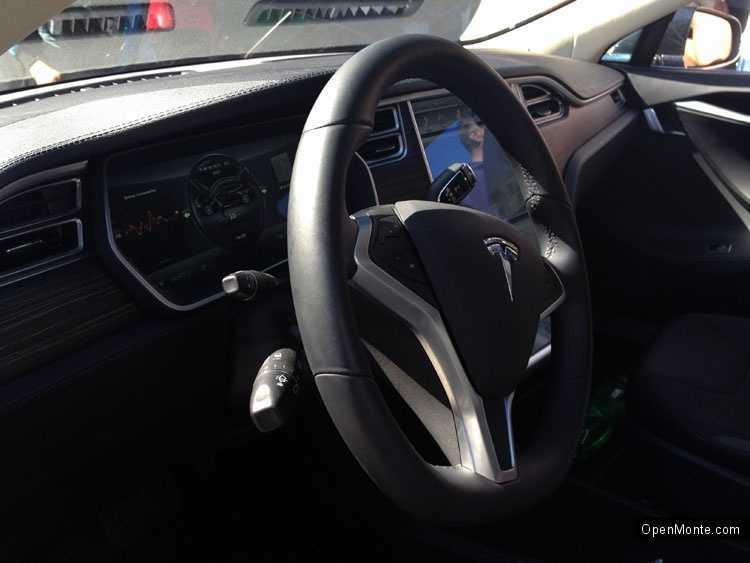 Проживание в Черногории: Электрический автомобиль Tesla S в Черногории: как это было