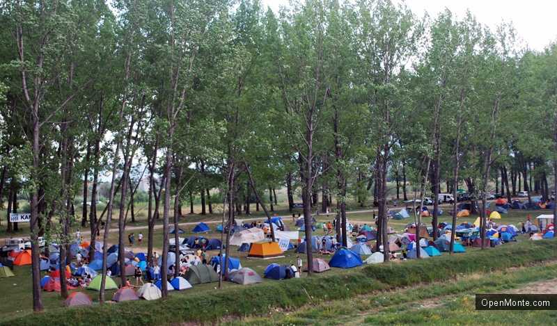 Фото Черногории: Фото с фестиваля Lake Fest на озере Крупац, рядом с Никшичем